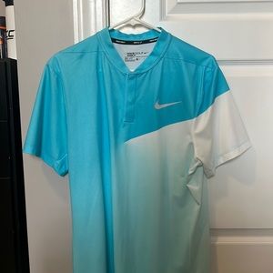 Nike golf polo size M